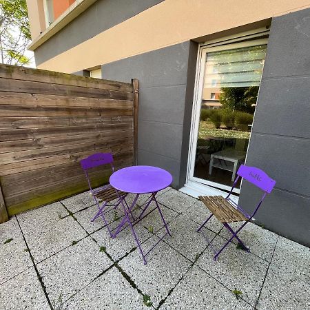 Acajou, Studio Avec Terrasse Et Parking Prive Caen Exterior photo